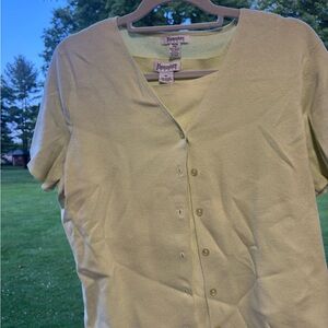 Green Button Down Shirt with Classic Style